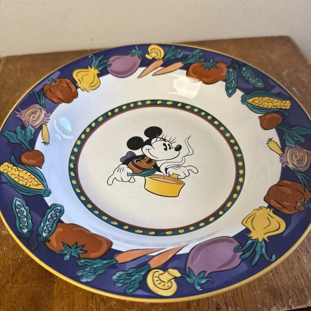 Disney Stoneware Minnie Mouse Soup Bowl Vegetable Rim Design Vintage Salad Dish‎